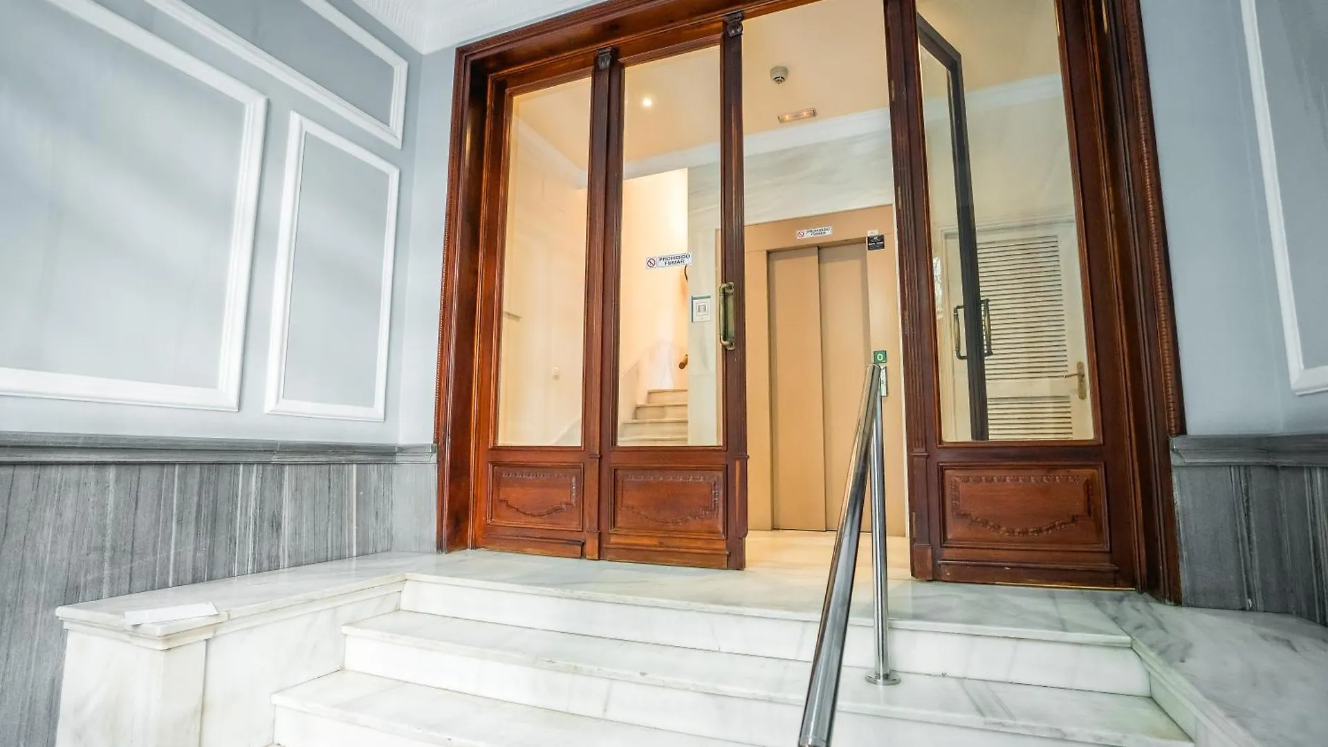 Alisios Gran Via - Toque Nazari Apartment Granada