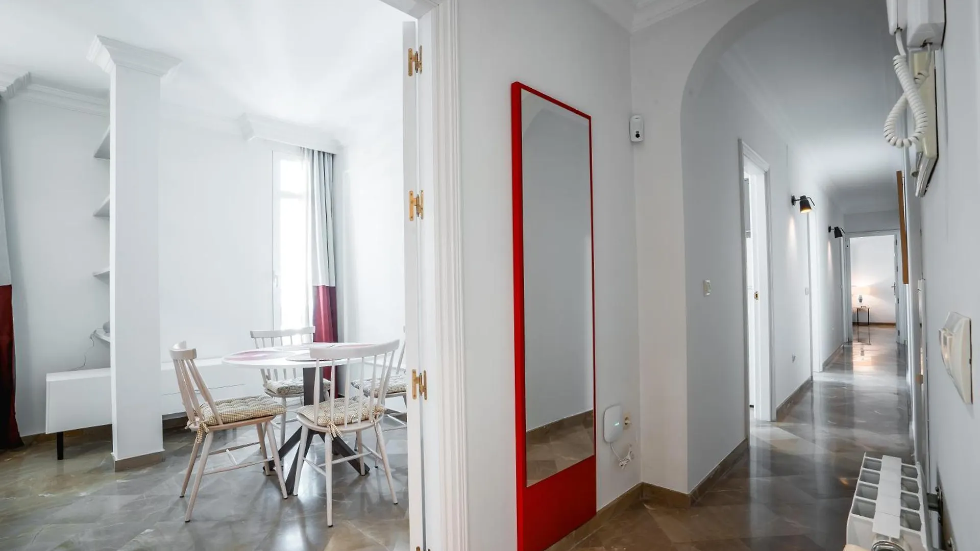 Apartament Alisios Gran Via - Toque Nazari Grenada 0*,  Hiszpania